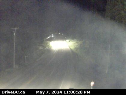 Hwy-3 at Frontage Rd on the west side of Princeton, looking south. (elevation: 700 metres) Traffic Camera