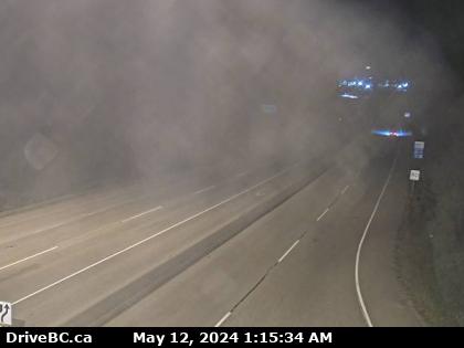 Traffic Cam Hwy-7 (Lougheed Hwy) at Hayward St in Mission, looking north-west along Hwy-7. (elevation: 29 metres) Player