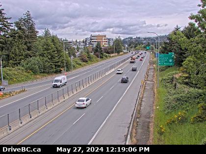 Hwy-1 at Spencer Rd, southbound looking east. (elevation: 116 metres) Traffic Camera