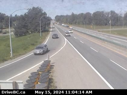 Traffic Cam Hwy-1 at Hwy-11 (Sumas Way) in Abbotsford, looking west. (elevation: 16 metres) Player