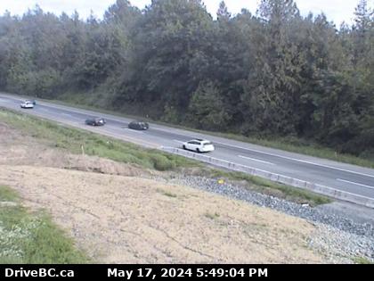 Traffic Cam Hwy-1, eastbound west of Abbotsford near Bradner Road, looking east. (elevation: 110 metres) Player