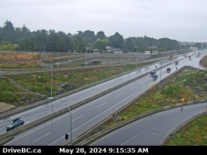 Traffic Cam Hwy-1, at Admirals Rd - McKenzie Ave, looking south. (elevation: 40 metres) Player
