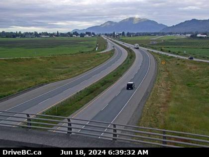 Traffic Cam Hwy-1 at Prest Rd, Chilliwack, looking west. (elevation: 19 metres) Player