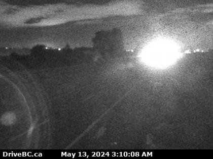 Traffic Cam Hwy-99, near Hwy-91 around Mud Bay in Surrey, looking west on Hwy-99 northbound. (elevation: 2 metres) Player