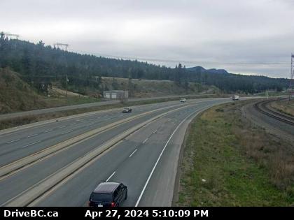 Hwy-1, between Monte Creek and Pritchard, looking west. (elevation: 359 metres) <div style='font-size:8pt;font-style:italic'> <br>Renamed from Monte Creek to <strong>Miners Bluff</strong> </div> Traffic Camera