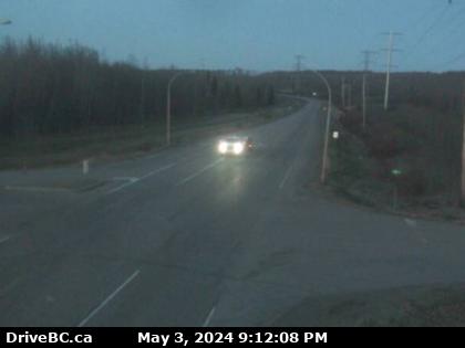 Traffic Cam Hwy-97 (John Hart Hwy) at Mason-Semple Rd, looking east. (elevation: 803 metres) Player
