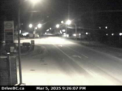 Junction of Hwy-6 and Hwy-23 in Nakusp, looking south along Hwy-6. (elevation: 471 metres) Traffic Camera