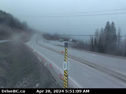 Traffic Cam Hwy-1 (Kicking Horse Canyon) at 10 Mile Brake Check, looking east. (elevation: 1131 metres) Player