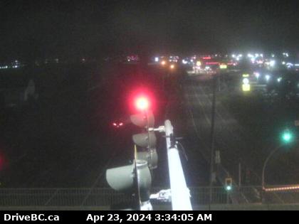 Traffic Cam Hwy-1 at Evans Road overpass near Chilliwack, looking east. (elevation: 15 metres) Player
