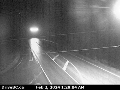 Traffic Cam Hwy-37 at Oolichan Avenue, 5 km north of Kitimat, looking North (elevation: 46 metres) Player