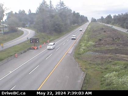 Traffic Cam Hwy-1, west of Abbotsford near Bradner Road, looking east. (elevation: 110 metres) Player