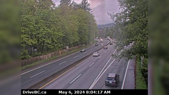 West Vancouver › West: Hwy 1 at Hadden Drive ramp for Taylor Way, looking west Traffic Camera