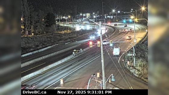 Traffic Cam Brighouse › North: Hwy 99, looking north from Steveston interchange Player
