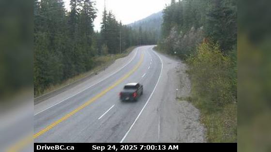 Salmon Arm › East: Hwy 1 at Annis Pit, 8 km southwest of Sicamous, looking east Traffic Camera