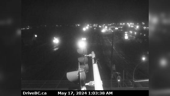 Traffic Cam Chilliwack › East: Hwy 1 at Evans Road overpass near - looking east Player