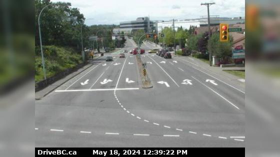 Saanich › West: Hwy 17 northbound at - Rd, looking west Traffic Camera
