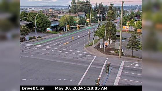 Traffic Cam Surrey › South: Hwy 10 at 152<sup>nd</sup> Street, looking south on 152nd Player