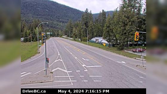 Traffic Cam Playmor Junction › North: Hwy 6 at Hwy 3A in - looking north Player