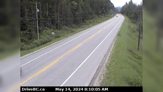Traffic Cam Malakwa › West: Hwy 1, east of Sicamous at Cambie/Solsqua Roads, looking west Player