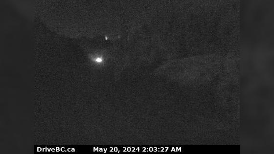Traffic Cam Squamish › North: Hwy 99, about 24 km north of - looking north Player