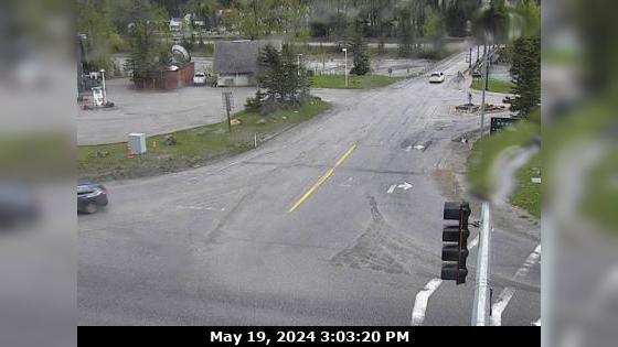 Traffic Cam Area A › South-East: Hwy 1 at Field Access Road, about 16 km west of BC/Alberta border, looking southeast Player