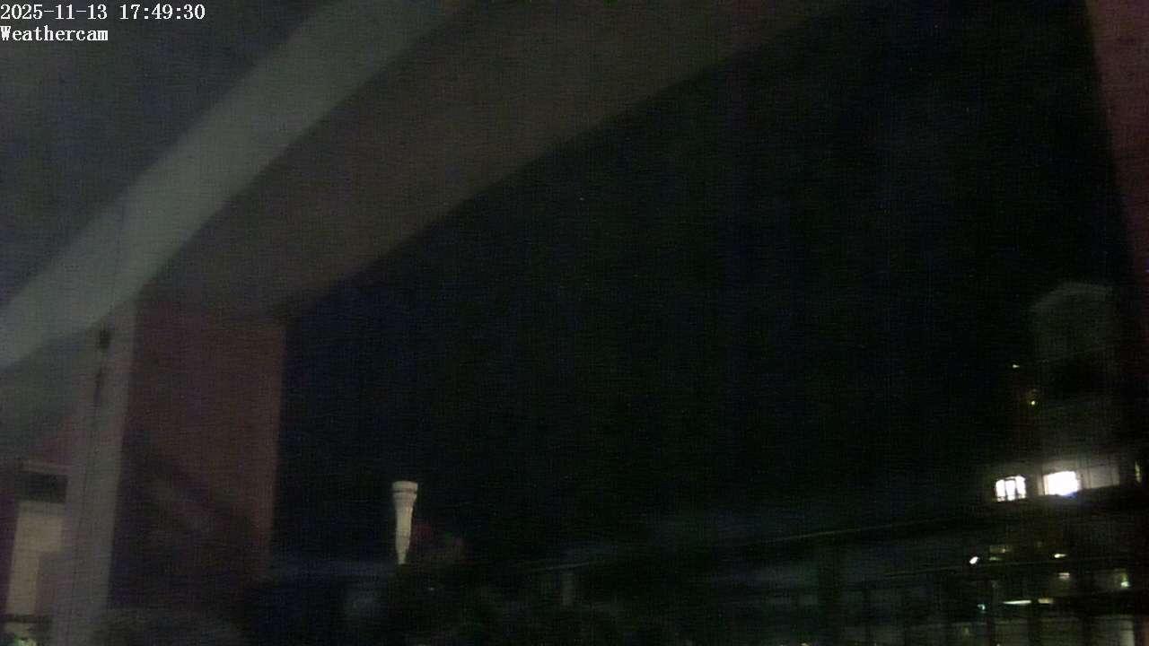 Traffic Cam Central Saanich › East: Saanichton Player