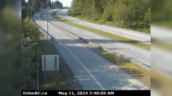 Traffic Cam Surrey › South: Hwy 99 at 8th Avenue in White Rock, looking south Player