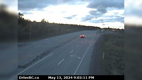 Traffic Cam Clinton › North: Hwy 97, 8 km north of - just before Big Bar rest area, looking north Player