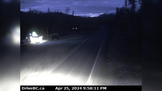 Traffic Cam Rosswood › North: Hwy 113 near - about 44 km north of Terrace, looking north Player