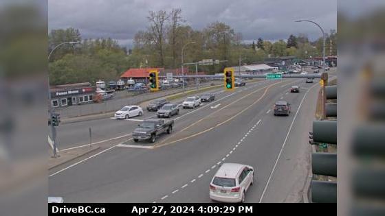 Courtenay › North: Hwy 19A at 17th Street Bridge in - looking northbound Traffic Camera