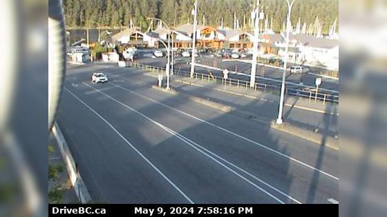 Traffic Cam Nanaimo › East: Hwy 1 at Zorkin Rd/Brechin Rd, looking to Zorkin Road Player