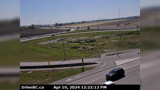 Delta › West: Hwy 99, north of Hwy 17A overpass, looking west on Hwy 99 at northbound lanes Traffic Camera