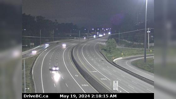 New Westminster › West: Hwy 1 in Coquitlam, west of the Brunette Ave overpass, looking west Traffic Camera