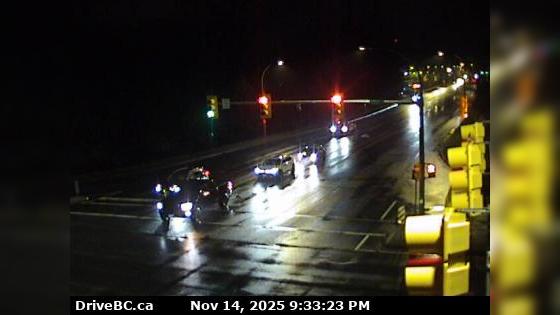 Traffic Cam Courtenay › North: Intersection of Ryan Rd and Lerwick Rd in - looking north Player