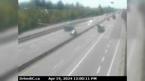 Traffic Cam Brighouse › North: Hwy 99 at Westminster Hwy in Richmond, looking south Player