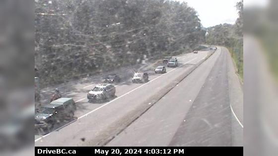 Traffic Cam Port Coquitlam › West: Hwy 7B/Mary Hill Bypass at Shaughnessy St looking west Player