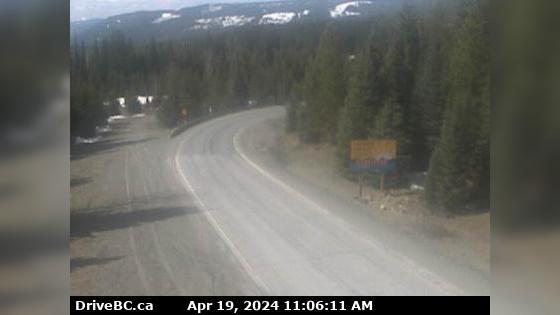 Traffic Cam Cherryville › West: Hwy 6, 83 km east of Vernon, looking westbound Player