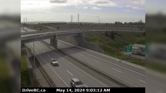 Traffic Cam Delta › East: Hwy 99 at Hwy 17 in - looking east Player