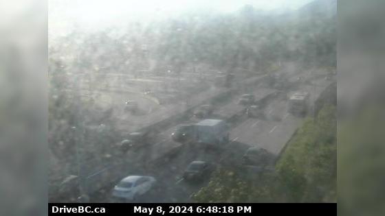 Traffic Cam North Vancouver › North: Hwy 1, north end of Ironworkers Memorial Bridge, looking north Player