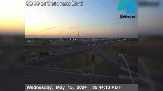 Fresno › South: FRE-99-VETERANS BLVD Traffic Camera