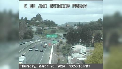 Traffic Cam Vallejo › West: TV962 -- I-80 : AT JWO REDWOOD PKWY Player