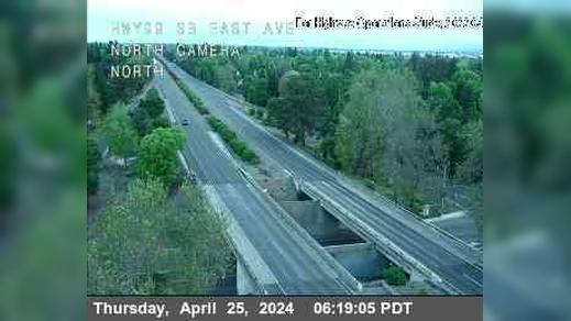 Chico › South: Hwy 99 at East_Ave_BUT99_SB_1 Traffic Camera