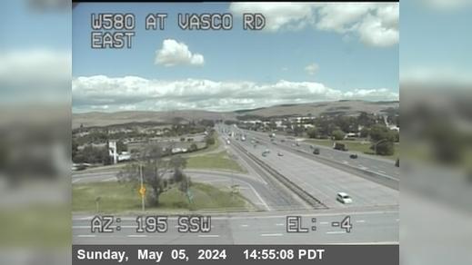 Centra › West: TVH40 -- I-580 : AT VASCO RD Traffic Camera