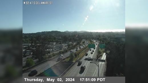 Traffic Cam San Mateo › West: TV458 -- SR-92 : AT S DELAWARE ST Player
