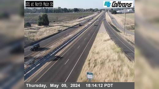 Traffic Cam Templeton › North: US-101 : North Main St - Theater Dr Player