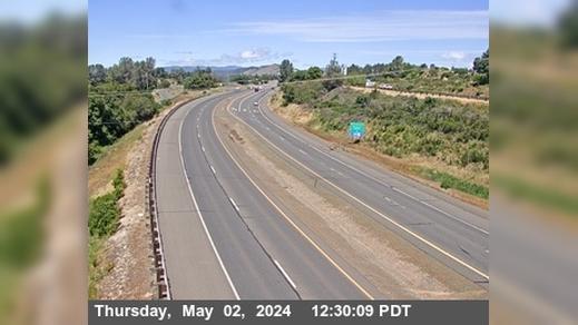 Clearlake › North: SR-53: N of 29 JCT - Looking North Traffic Camera