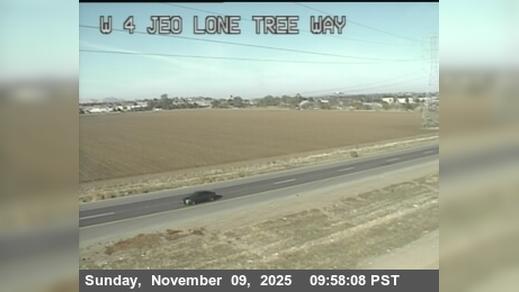 Traffic Cam Brentwood › West: TV225 -- SR-4 : AT EOF LONE TREE WAY Player