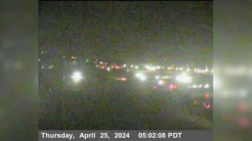 Traffic Cam Richmond › East: TV522 -- I-580 : AT JEO CANAL BL Player