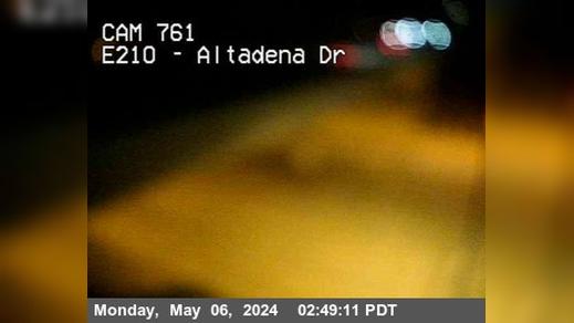 Woodland Hills › South: Camera 701 :: S101 - SHOUP AVE: PM 25.8 Traffic Camera