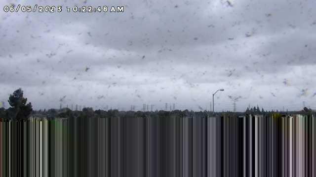 Lakewood › South: Camera 505 :: S605 - DEL AMO BLVD ON RAMP: PM 2.8 Traffic Camera